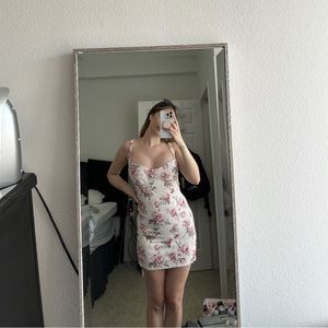 Cute Floral mini dress